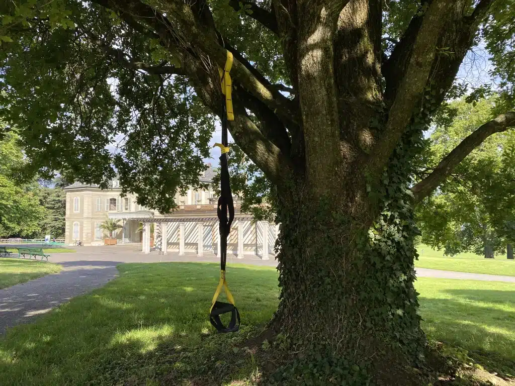 cours collectif au parc lagrange avec marie trapezaroff marie trapezaroff coach sportive et pilates à genève Cours collectif au Parc Lagrange avec Marie Trapezaroff Marie Trapezaroff Coach Sportive et Pilates à Genève