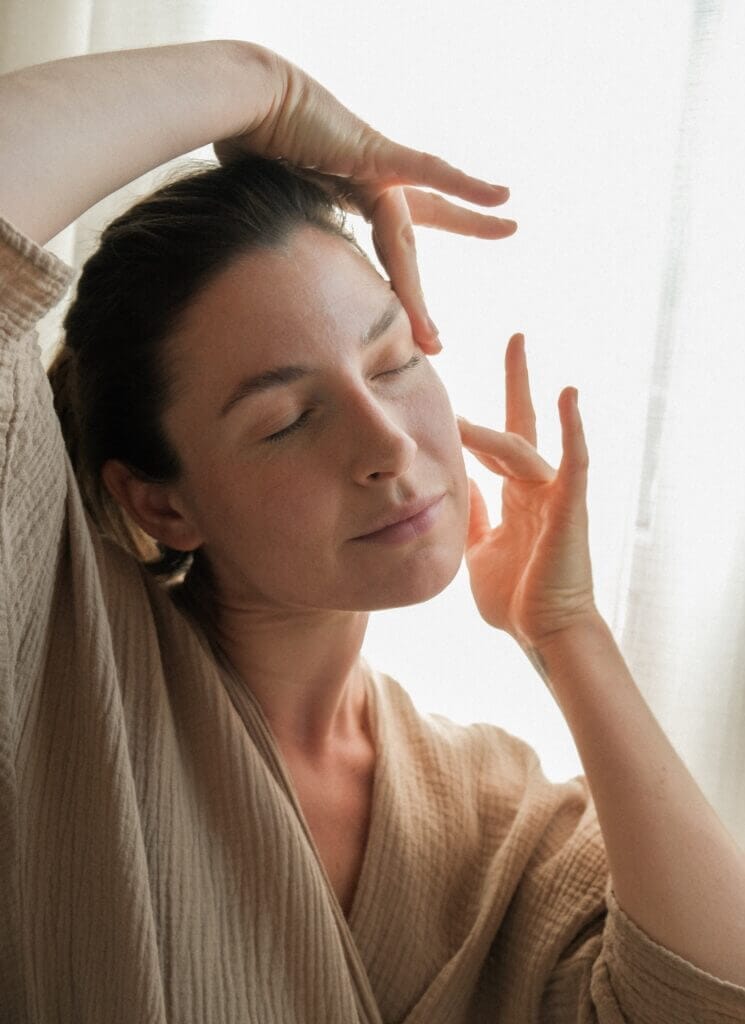 Face Soul Yoga avec Aurelie Delsol et Marie Trapezaroff  Marie Trapezaroff   Coach Sportive et Pilates à Genève