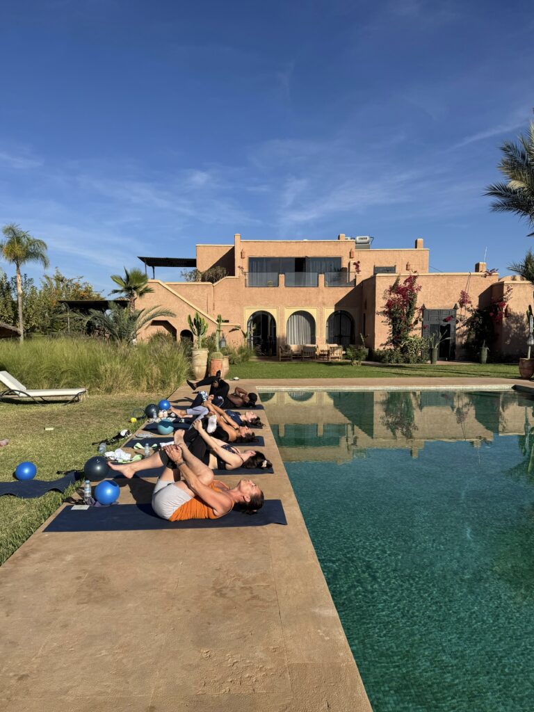 Groupe de femmes lors dune retraite wellness au Maroc