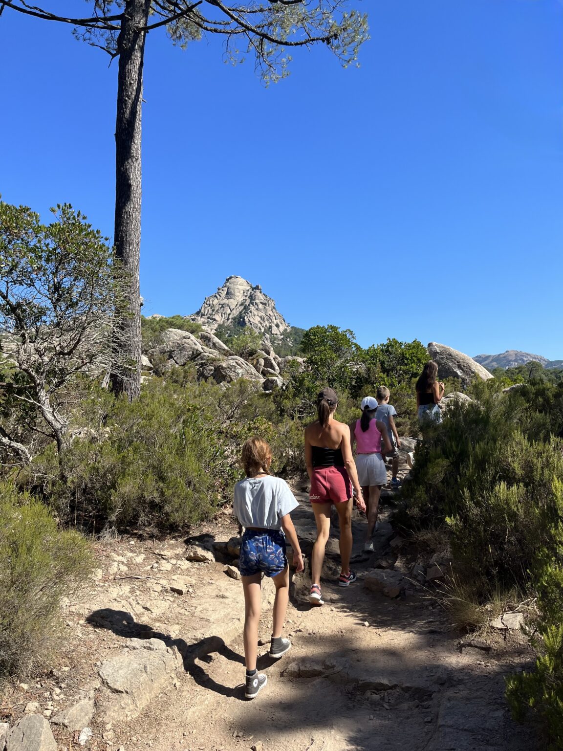 coach sportif à genève pour adolescents marie trapezaroff coach sportive et pilates à genève Coach sportif à Genève pour adolescents Marie Trapezaroff Coach Sportive et Pilates à Genève