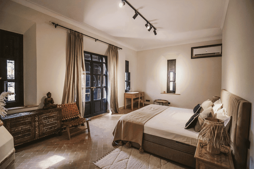 Retraite wellness à Marrakech avec Marie Trapezaroff   Chambre  Marie Trapezaroff   Coach Sportive et Pilates à Genève